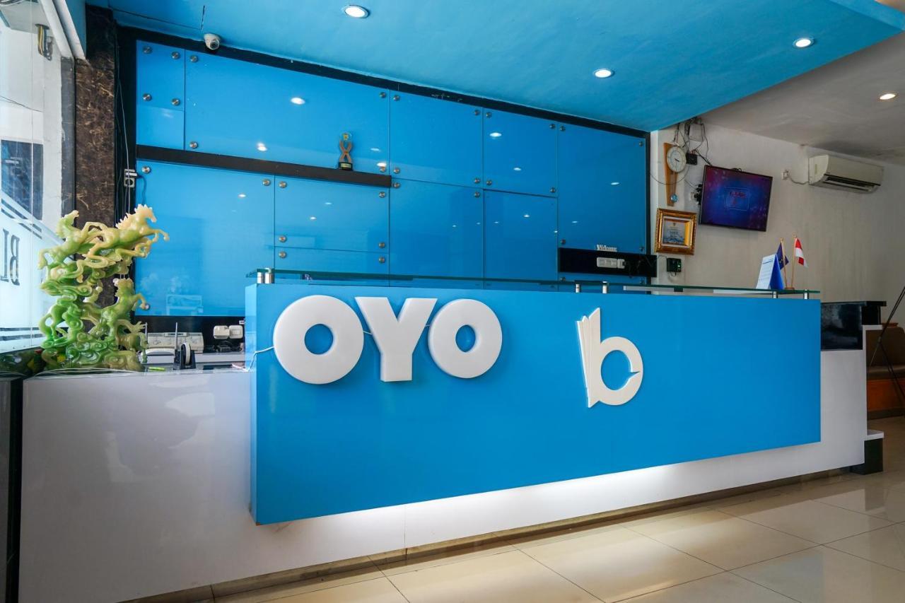פאלמבאנג Oyo 575 Blessing Hotel מראה חיצוני תמונה